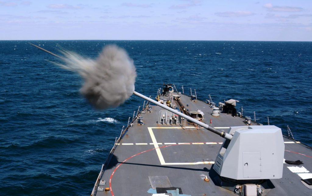 uss-mason-takes-part-in-live-fire-exercises