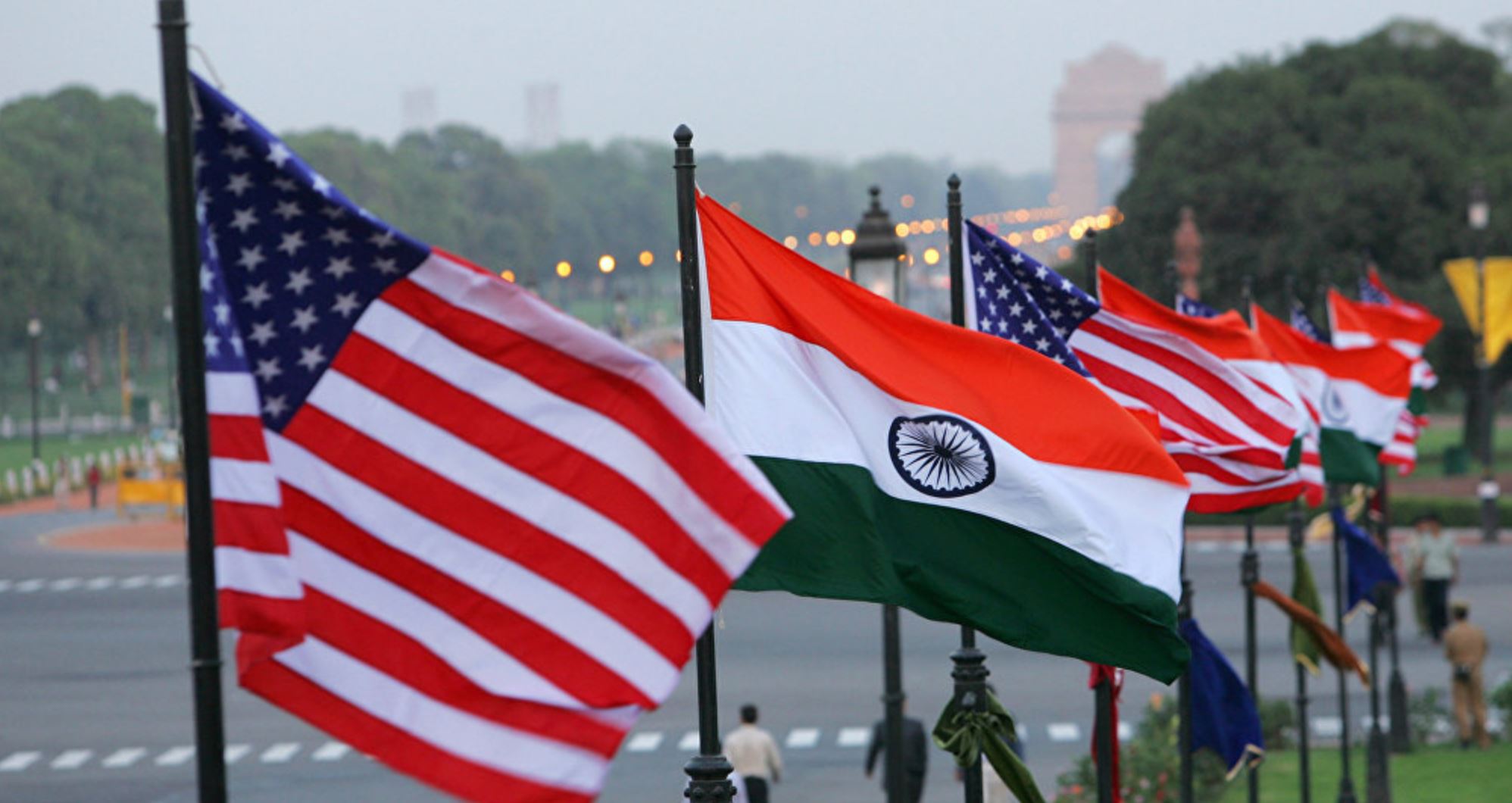 Санкции против индии. Индия и США. Индия Россия США. Флаг Индии и США. Китай против США.