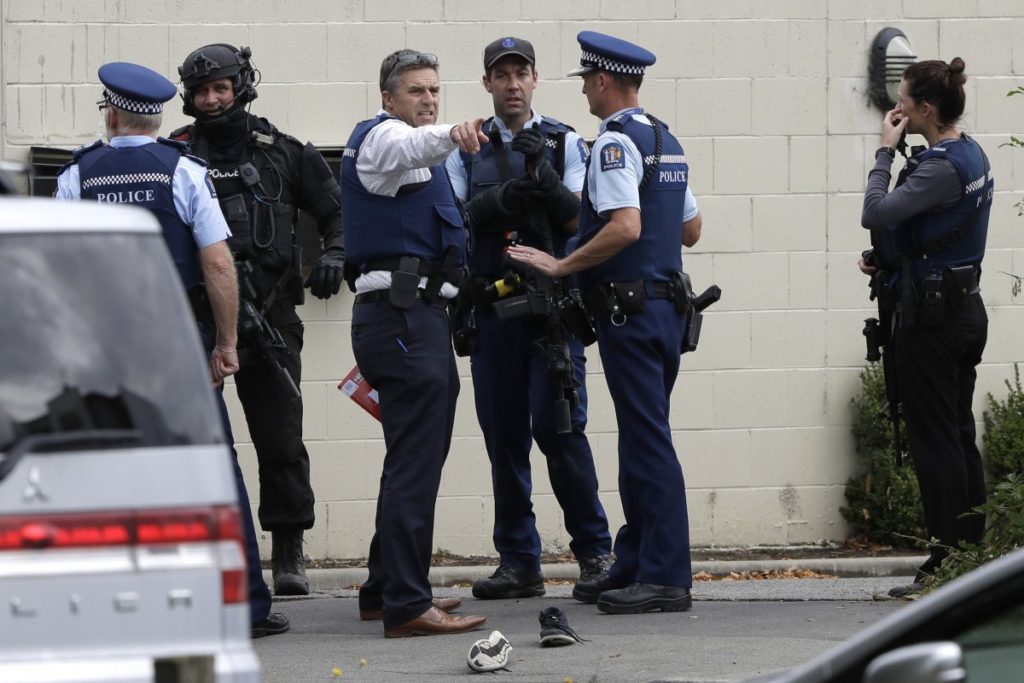 Memory Hole New Zealand: News Reports Suggested 2 Shooters 07bfe296-4724-11e9-b5dc-9921d5eb8a6d_image_hires_155303-1024x683