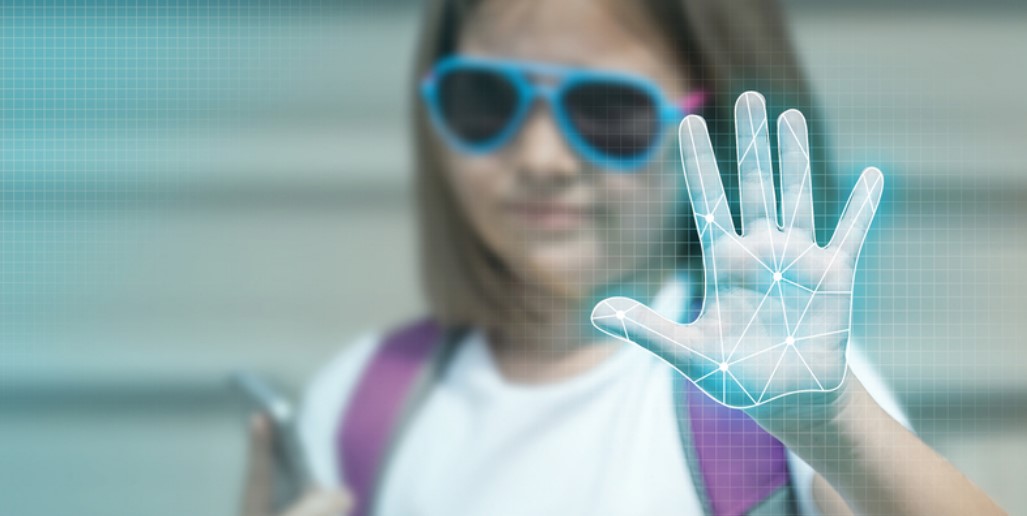 Report States UK’s Attempt at Forcing Children to Use Biometrics to Access School Meals is Without Legal Backing - Activist Post