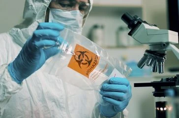 Coronavirus-Biohazard-Lab-Test-Microscope