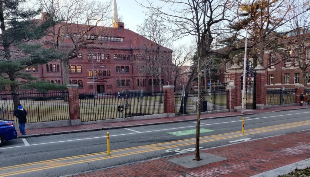 Harvard_Yard