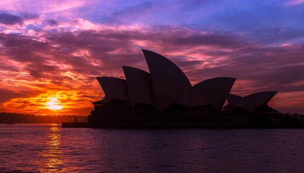 opera-house-3381786_640