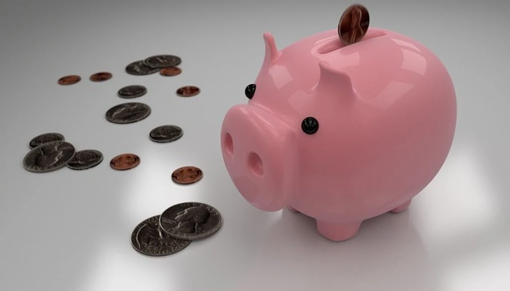 piggy-bank-621068_640