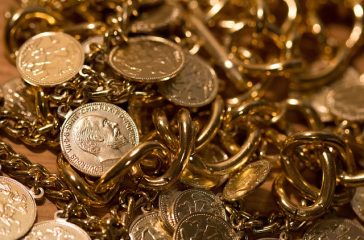 gold-207585_640