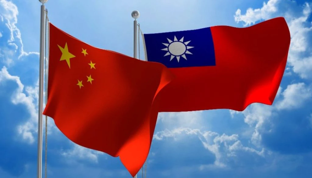 211012130640-china-taiwan-flags