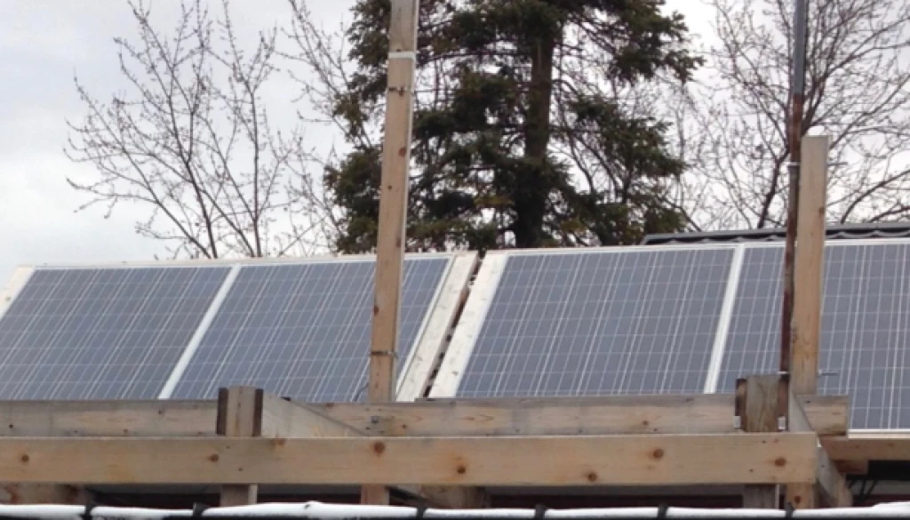 Four_PV_Panels-800x350