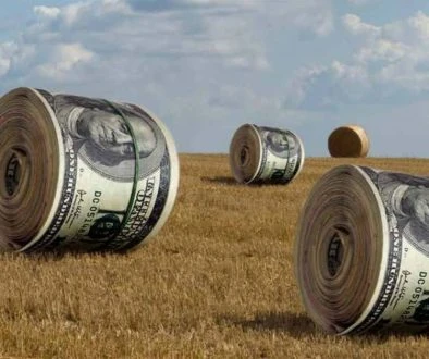 dollarbills-blackrock-vanguard