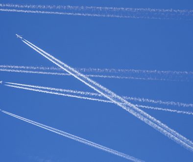 Airplanes-Jets-Sky-Chemtrails-Criss-Crossing