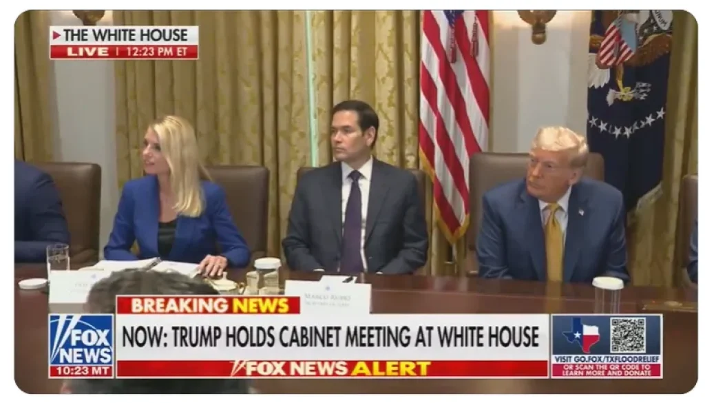 Trump-holds-cabinet-meeting