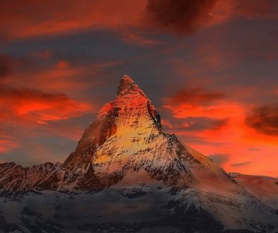 mountains-862870_640
