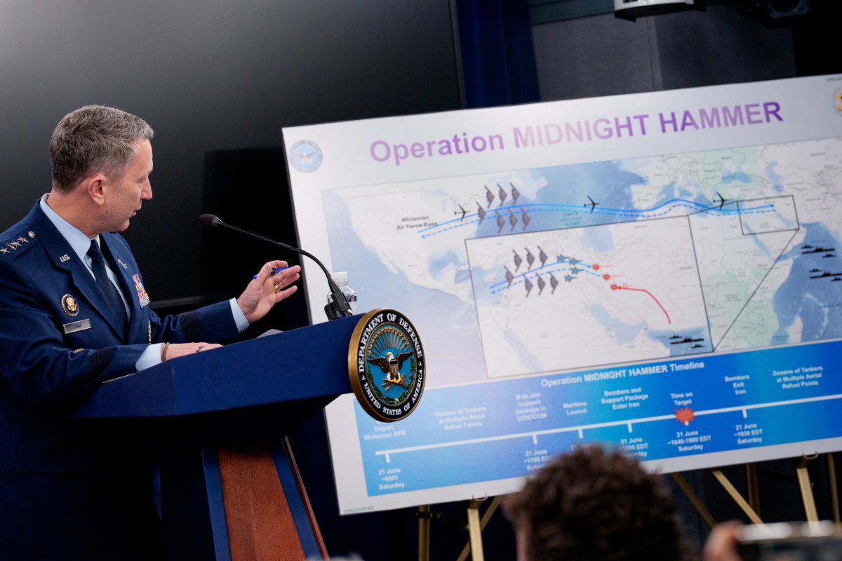 pentagon-press-conference-operation-midnight-hammer pentagon-press-conference-operation-midnight-hammer