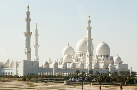 sheikh-zayed-mosque-6686295_640