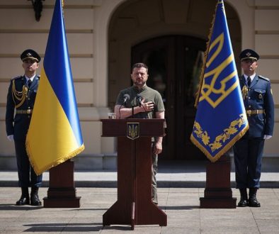 1024px-3_August_2025_Volodymyr_Zelenskyy_congratulated_Air_Force_Warriors_and_presented_State_Awards_in_Ukraine_-_27-768x512