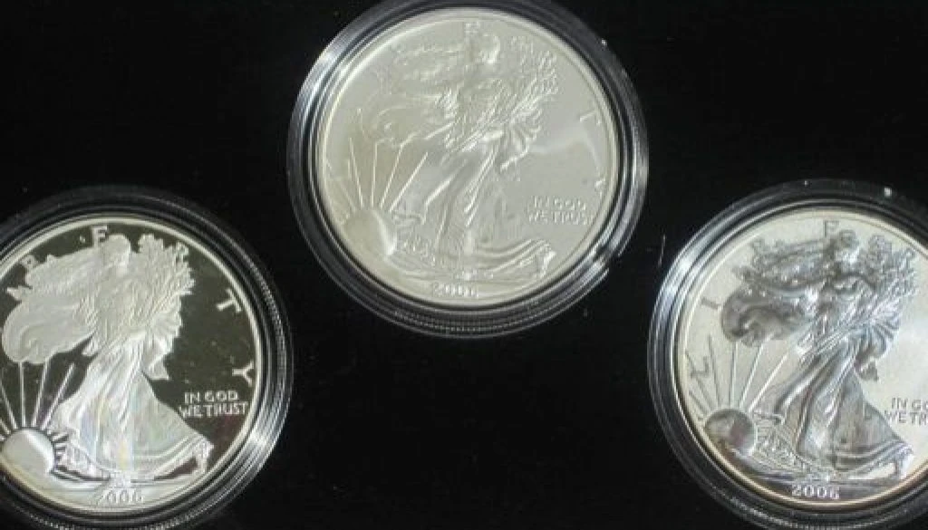Silver_American_Eagle_Coins-512x350