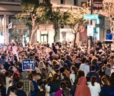 Street_Crowd-711x350