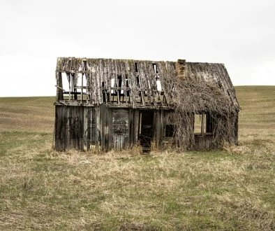 old-farm-house-2096641_640