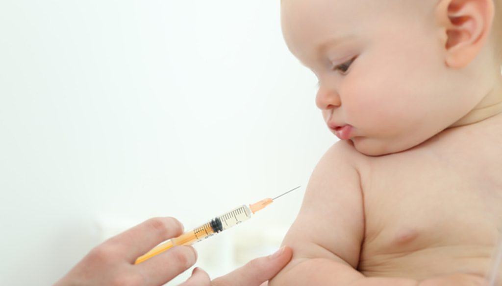 Doctor,Vaccinating,Baby