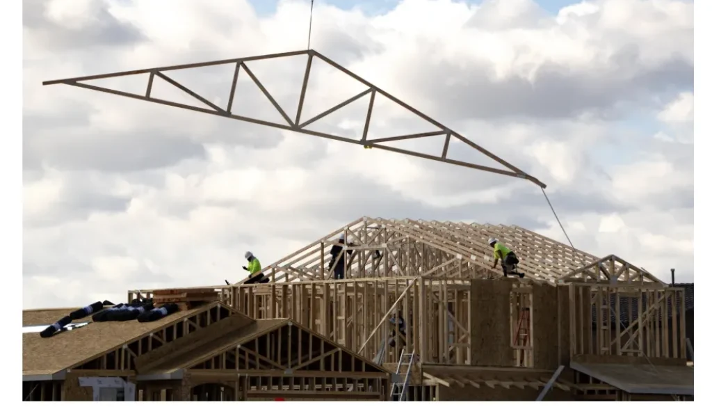 Workers-at-a-home-under-constuction