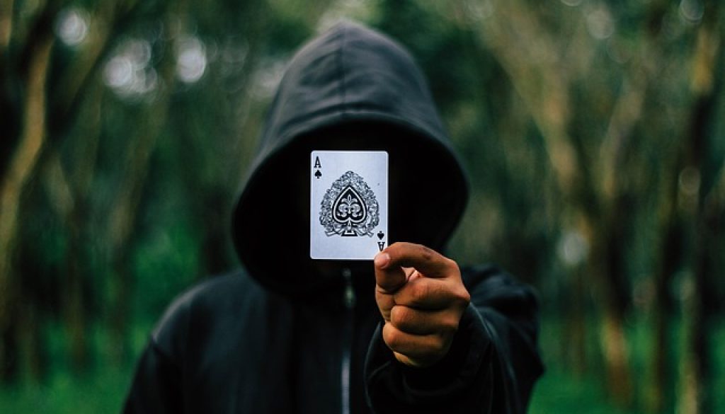 ace-1869825_640