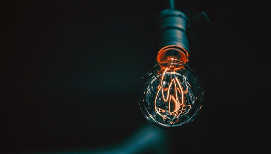 bulb-5258341_640