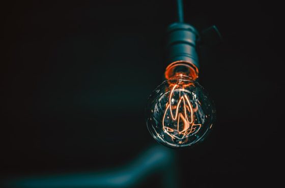 bulb-5258341_640