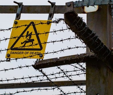 danger-of-death-4297153_640