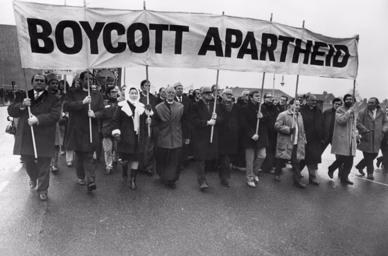 fighting_apartheid_with_sports_1050x700