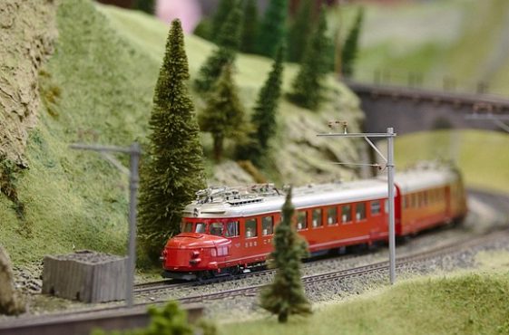 model-railway-4697801_640