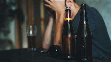 A Single Binge-Drinking Episode Can Damage Your Gut