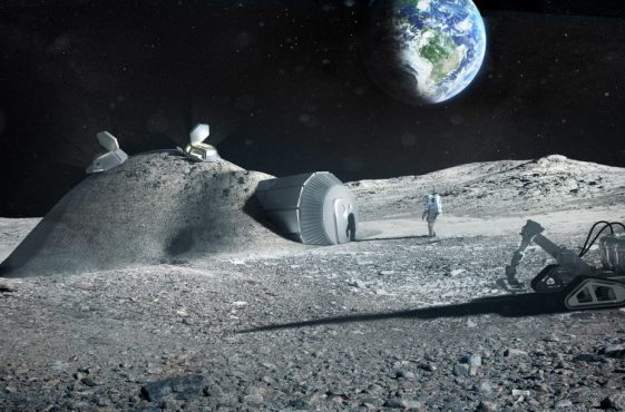manned-moon-base