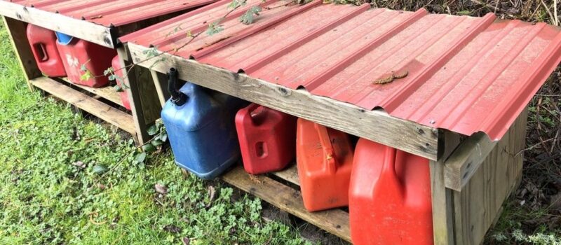 Gasoline_Cans-800x350