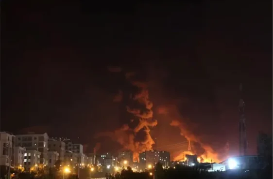 a75d6c44-e24b-41fd-a74a-f3691e0d60d9_700x467