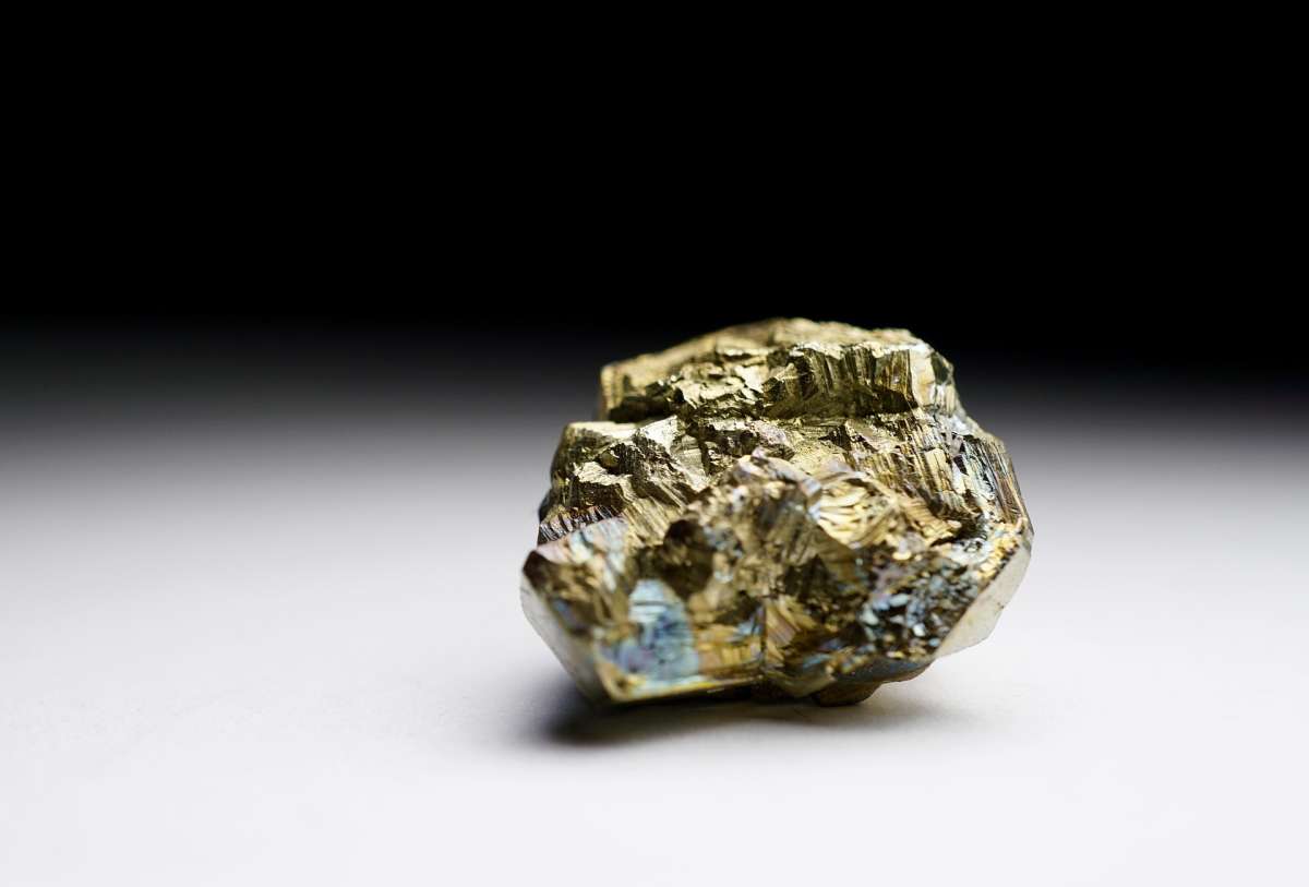fill-pyrite-626549_1920