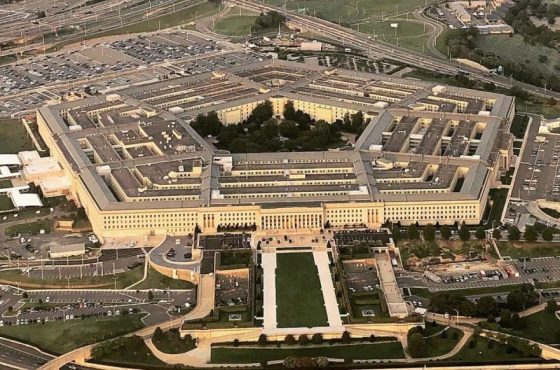The_Pentagon,_Headquarters_of_the_US_Department_of_Defense_(cropped2)
