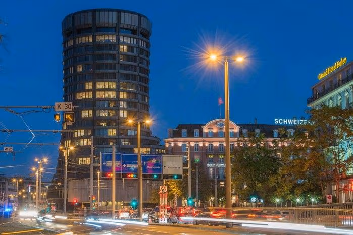 BIS warns cryptocurrency exchanges are becoming ‘shadow banks,’ and why that’s a risk