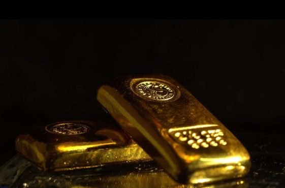 goldvault-gold-bars-7921989_1920