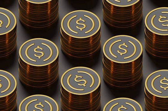 Golden USDC coins isometric seamless patttern. 3d illustration.